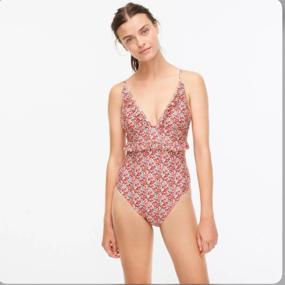 J. Crew NWT Ruffle Deep-V One-Piece Swimsuit‎ in Liberty® Betsy Ann Floral